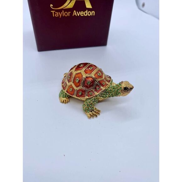 Taylor Avedon Turtle Jewelry/Trinket Box - Picture 2 of 6